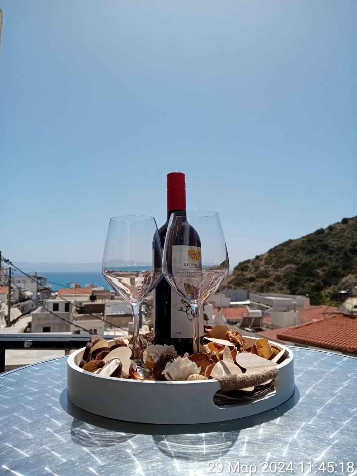 Happy Days Agia Galini Exterior foto